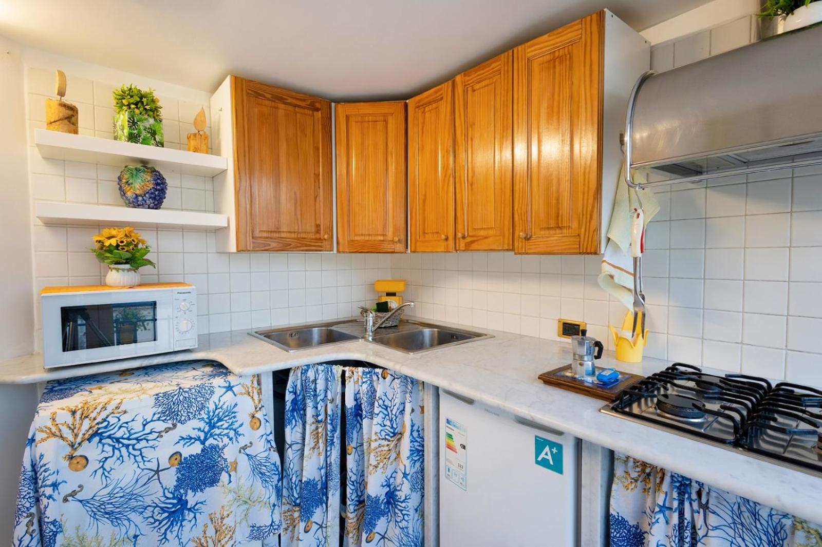 Апартаменты Uanema House Неаполь Экстерьер фото